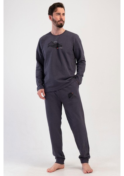 Erkek Füme Renk %100 Pamuk Pijama Takımı – Bisiklet Yaka, Uzun Kol, Lastikli Paça C3T0N0114