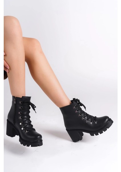 Emma Bağcıklı Fermuarlı Ortopedik Taban Topuklukadın Bot St - Siyah