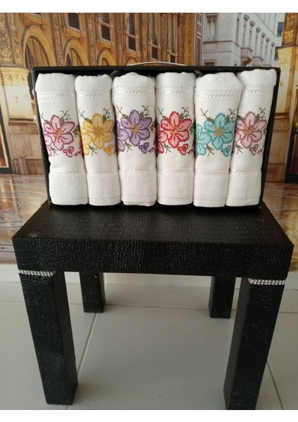 %100 Pamuklu Iğne Oyası Papatya Desen Işlemeli Kadife Lüx Çeyizlik El ve Yüz Havlusu Kutulu Set fırsatları