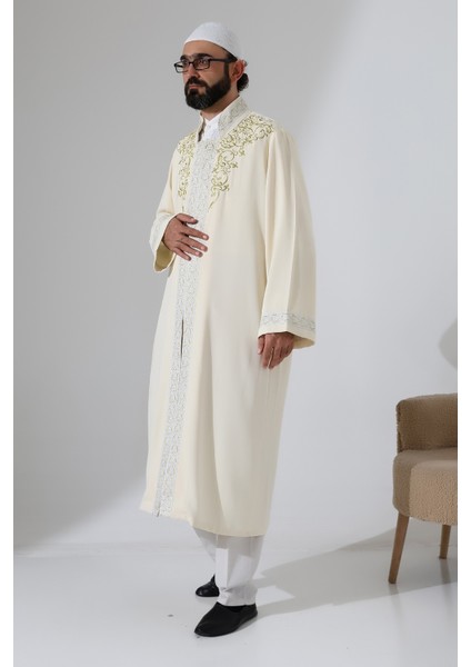 Nakış Işlemeli Hakim Yaka Imam Cübbesi, Çıt Çıtlı Cepli Namaz Cübbesi Gümüş Bordürlü - Krem fiyatları