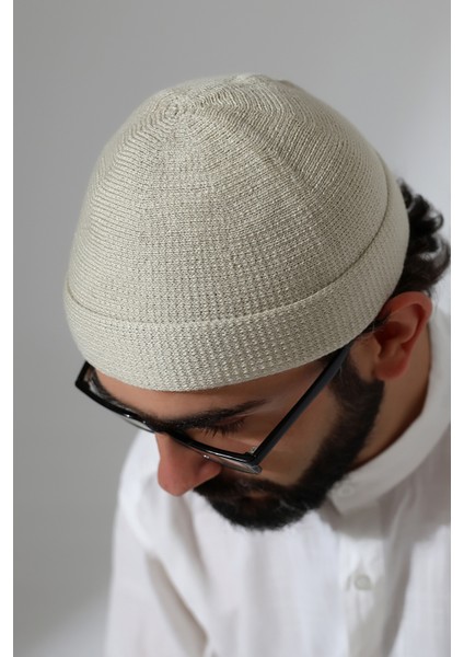 Katlamalı Sade Desen Kışlık Orlon Takke Şapka - Krem