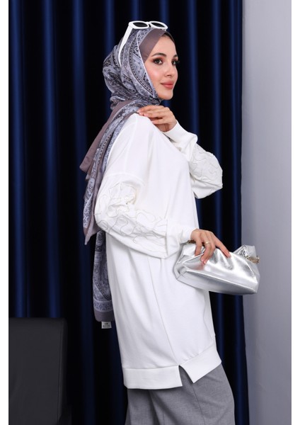 Ekru Kolu İşlemeli Modal Tunik modelleri