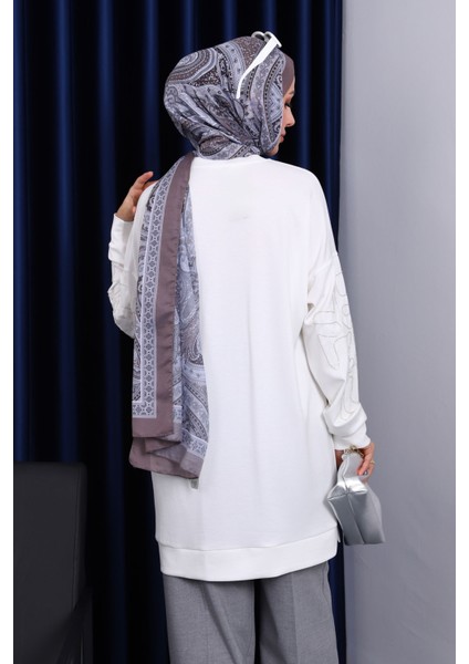 Ekru Kolu İşlemeli Modal Tunik fırsatları