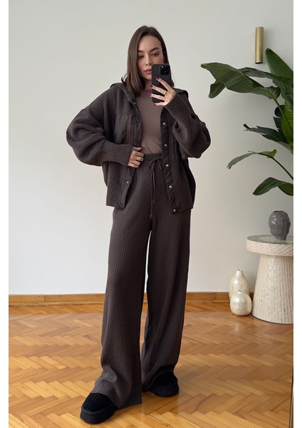 Premium Garnili Fermuarlı Triko Takım- Kahverengi