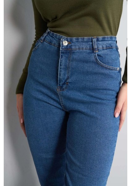 Ara Mavi Kadın Boyfriend Kot Pantolon – Rahat Kesim, Yüksek Bel, Günlük Şehir Şıklığı