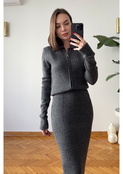 Nova Fermuarlı Etekli Triko Takım- Gri