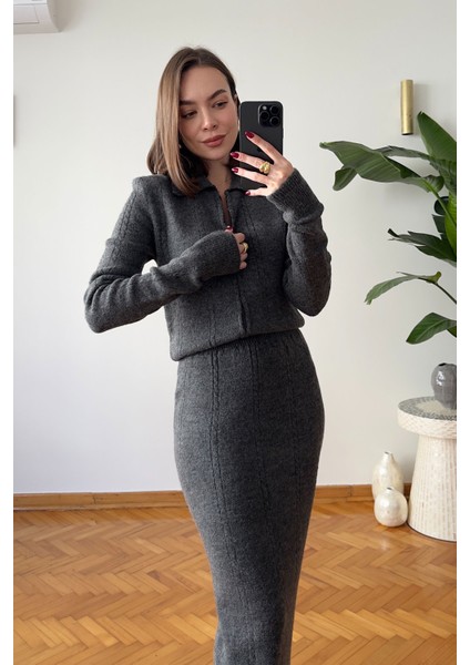 Nova Fermuarlı Etekli Triko Takım- Gri modelleri