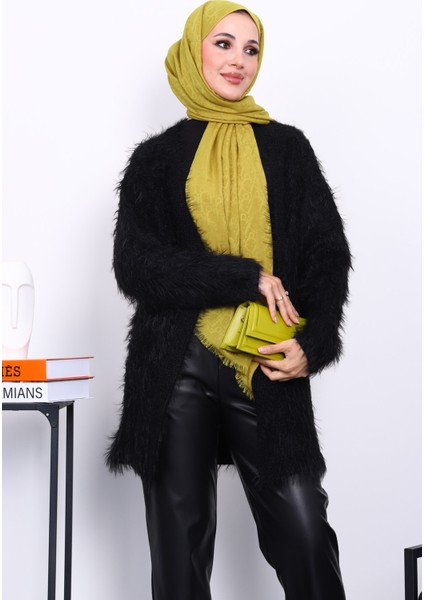 Siyah Uzun Angora Yumoş Triko Hırka