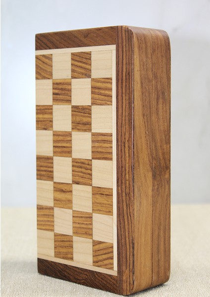 Vernikli Ahşap Satranç Oyunu 12.5 cm modelleri