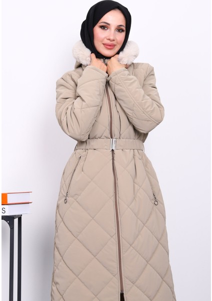 Vizon Kapüşonlu Kapitone Uzun Şişme Mont modelleri