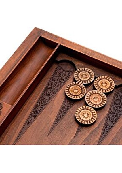 Rumi Desenli Ahşap Tavla Takımı El İşçiliği ile 30 Parça Kayın ve Ceviz Motifli