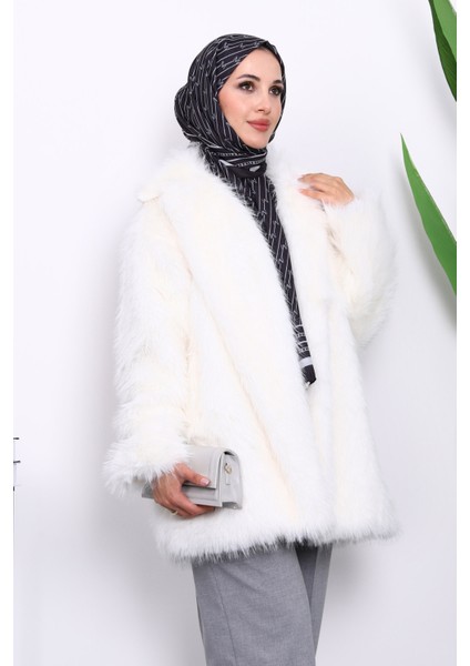 Ekru Astarlı Kısa Kürk Kaban modelleri