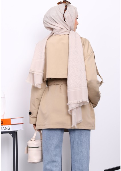 Taş Kruvaze Yaka Astarlı Kısa Trençkot fırsatları