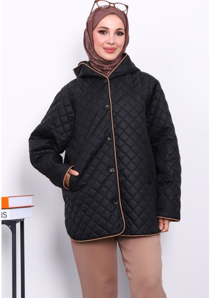 Siyah Kapüşonlu Kapitone Kaban