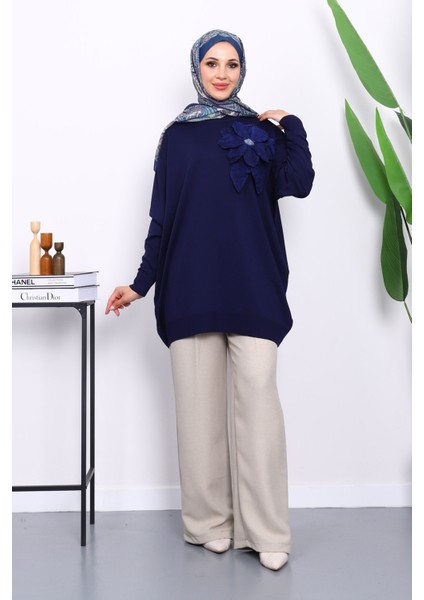 Lacivert Soğuk İplik Çiçek Detaylı Triko Tunik fiyatları