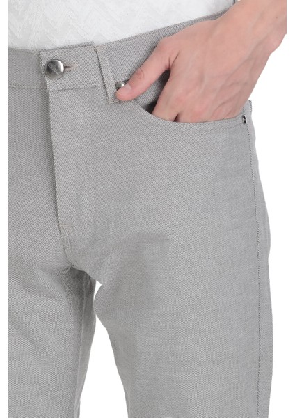 Beyaz Regular Fit Bisiklet Yaka Tişört