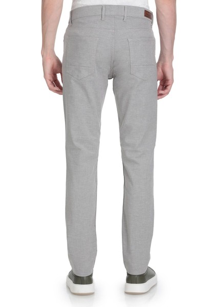 Beyaz Regular Fit Bisiklet Yaka Tişört