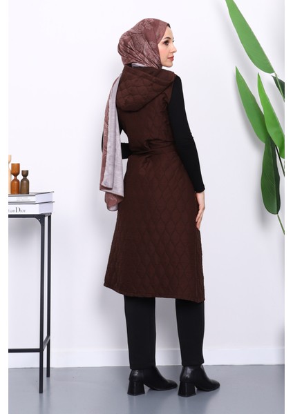 Kahverengi Kapüşonlu Kemerli Kapitone Yelek fırsatları