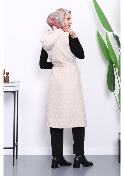 Taş Kapüşonlu Kemerli Kapitone Yelek fırsatları