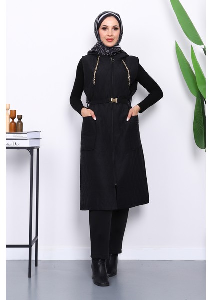 Siyah Kapüşonlu Kemerli Kapitone Yelek