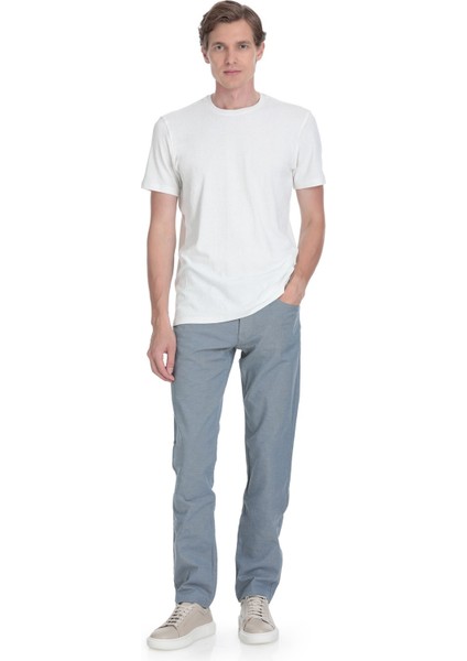 Beyaz Regular Fit Bisiklet Yaka Tişört fiyatları