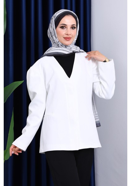 Ekru Vatkalı Düğmeli Ceket