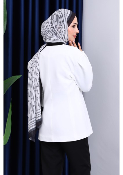 Ekru Vatkalı Düğmeli Ceket fırsatları