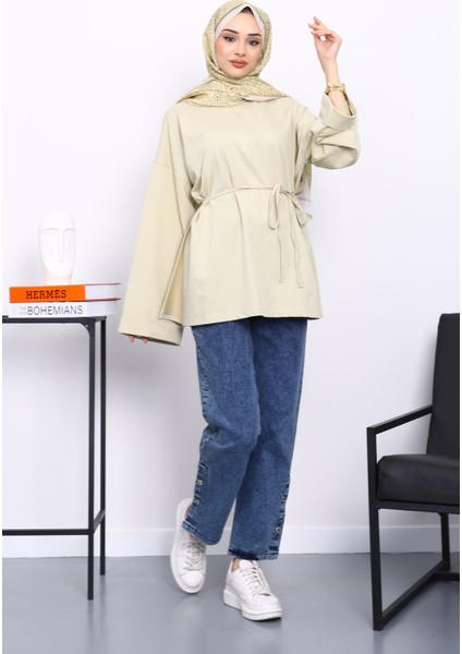 Pastel Yeşili Dikiş Detaylı Yanları Yırtmaçlı Sweatshirt fiyatları