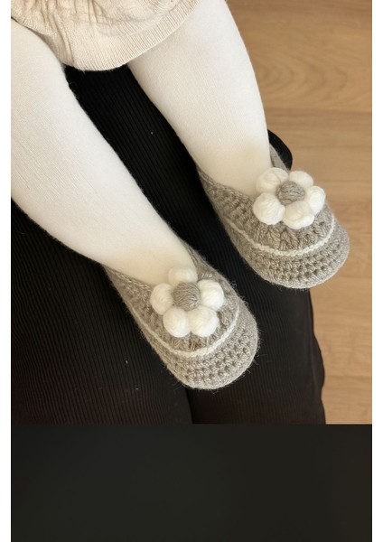 El Örgüsü Bebek Patik