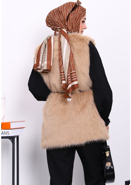 Bisküvi Kemerli Astarlı Kürk Yelek fırsatları