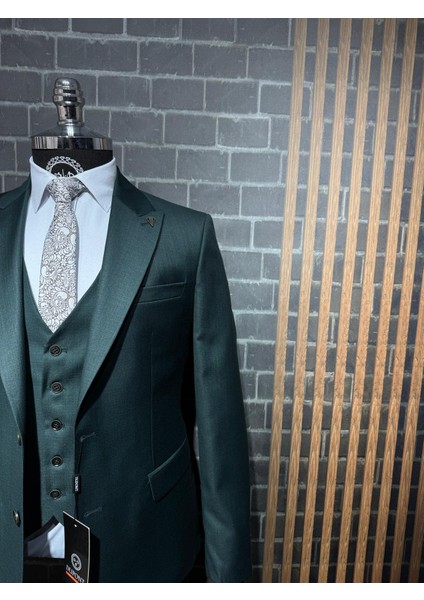 Filafil Kırlangıç Yaka Viscon Yelekli Takım Elbise modelleri