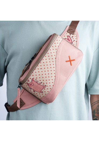 Pembe Domuz Desenli Kanvas Unisex Göğüs ve Bel Çantası