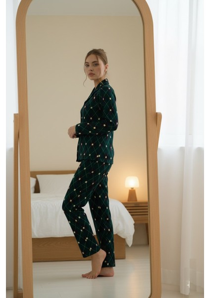 Kadın Gömlek Yaka Önden Düğmeli Saten Biyeli Göğüs Cepli Ince Süet Kışlık Uzun Kol Pijama Takımı fırsatları