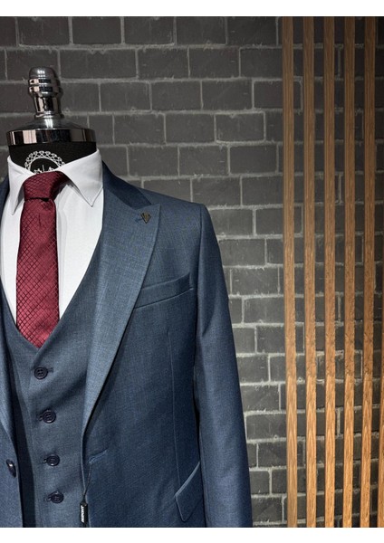 Filafil Kırlangıç Yaka Viscon Yelekli Takım Elbise fiyatları