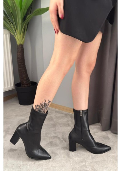 Kadın Volga Siyah Fermuarlı 8 cm Kalın Topuklu Strec Bot