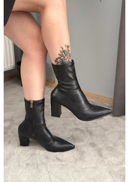 Kadın Volga Siyah Fermuarlı 8 cm Kalın Topuklu Strec Bot fırsatları