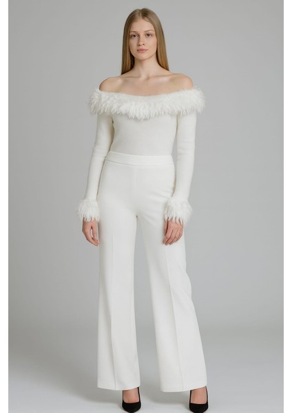 Saçaklı Madonna Yaka Kadın Triko Kazak