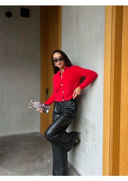 Kadın Kırmızı Yumuşak Dokulu Hırka Taşlı Düğme Detaylı 5559 fiyatları