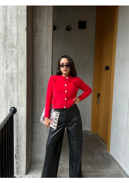 Kadın Kırmızı Yumuşak Dokulu Hırka Taşlı Düğme Detaylı 5559 fırsatları