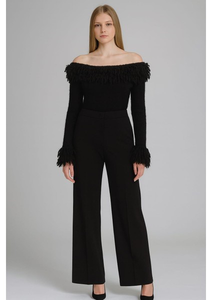 Saçaklı Madonna Yaka Kadın Triko Kazak