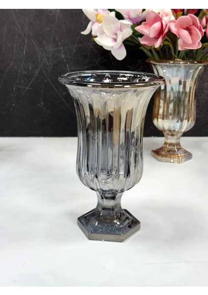 Füme Ayaklı Cam Vazo 28 cm fiyatları