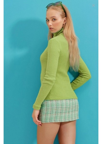 Kadın Pamuklu Balıkçı Yaka Kaşkorse Şardonlu Fitilli Slimfit Kazak Body Standart fiyatları