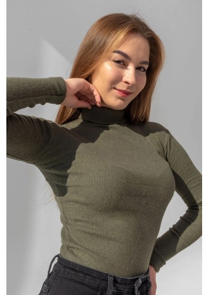 Kadın Pamuklu Balıkçı Yaka Kaşkorse Şardonlu Fitilli Slimfit Kazak Body Standart fiyatları