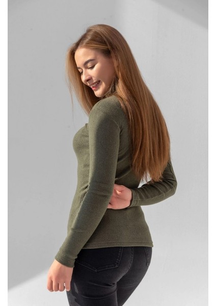 Kadın Pamuklu Balıkçı Yaka Kaşkorse Şardonlu Fitilli Slimfit Kazak Body Standart fırsatları