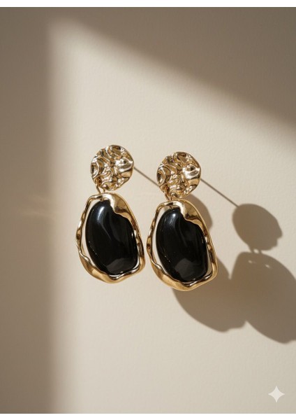 Vintange Tarzı Siyah Gold Büyük Sallantılı Kadın Küpe