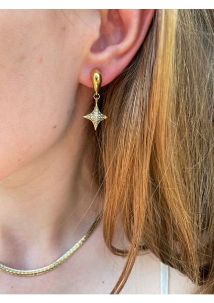 Gömme Zirkon Sallantılı Yıldız Detay Gold Çelik Kolye modelleri