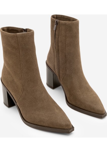 Kadın Sivri Burun Fermuarlı Kalın Ökçe Topuklu Bot Ranka Kahve Süet indirimleri