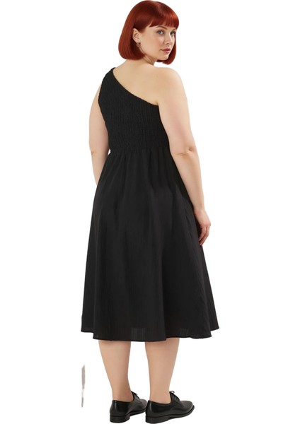 Kadın Büyük Beden Tek Omuz Asimetrik Yaka Crinkle Dokuma Midi Boy Yaz Şıklığı Elbisesi Kaliteli fiyatları