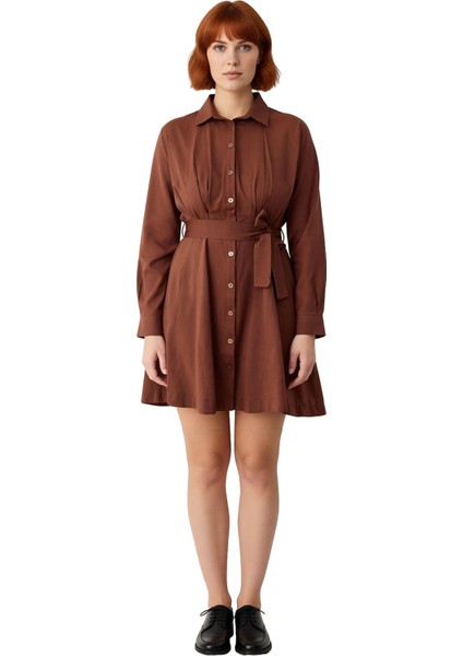 Kadınlar Için Modern Kahverengi Gömlek Yaka Düz Dokuma Elbise Uzun Kollu Kış Şıklığına Uygun