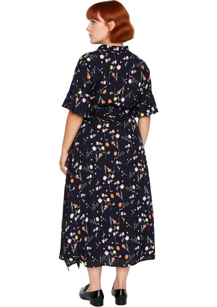 Kadın Büyük Beden Çiçek Desenli Astarsız Viskon Maxi Elbise Gömlek Yaka Melek Kol Rahat Kesim fiyatları